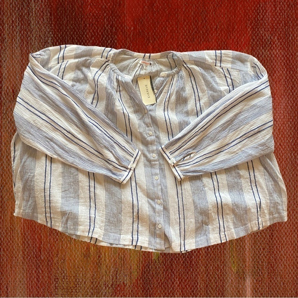 SUNDRY Women’s Flowy Button Down
